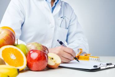 Dietitian Vs. Nutritionist Vs. Health Coach: What are the Differences?